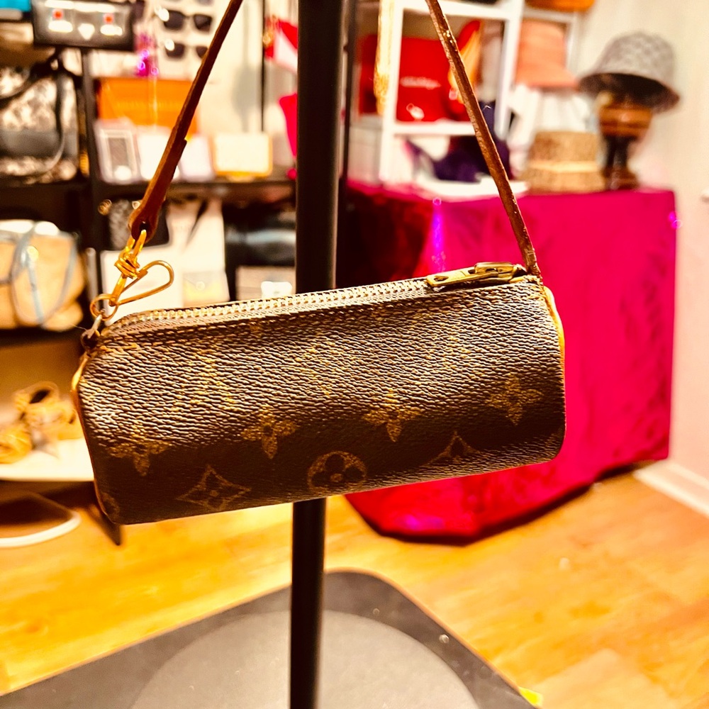 Vintage Louis Vuitton Monogram Papillon Mini Pouch.  EUC. With COA